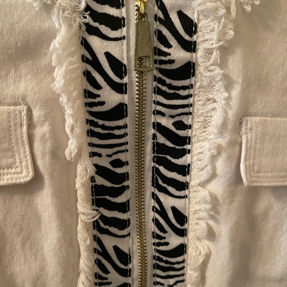 LAL White With Zebra Trim Jacket Size Medium - Picture 2 of 3